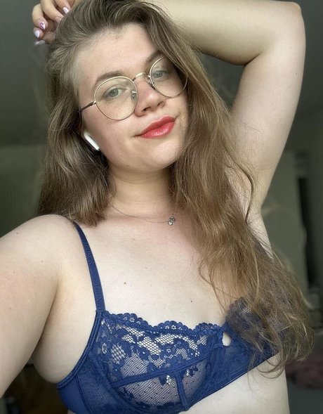 Lina Love pornstar images