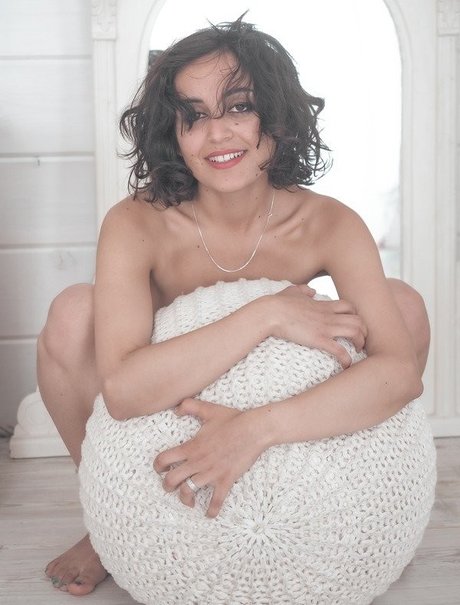 Yasmeena Ali star sex pictures