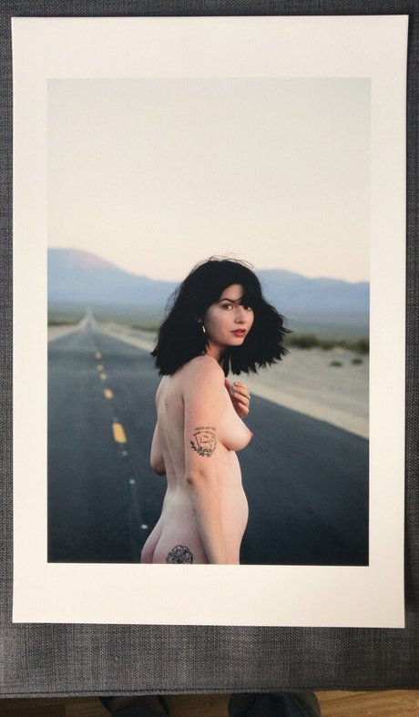 Willow Avalon pornstar beautiful images