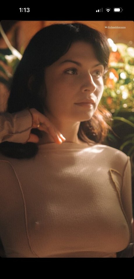 Willow Avalon porn actress pictures