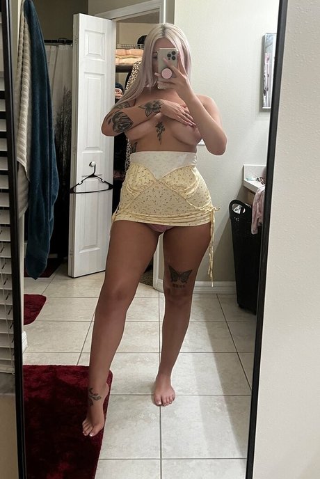 Nicolehlynn nude actress archive