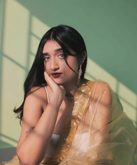 Ruchika Tandon pornstar naked archive