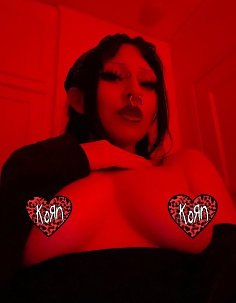 calfskinsmack nude actress photos