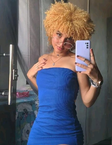 Sthefany Monteiro star pornographic pic