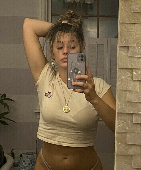 daretobelilith nudes pornstar pics