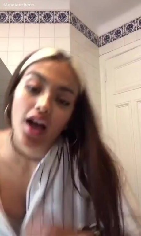 Maia Reficco model porn pics