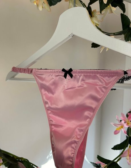 petitenikky pornstar nudes pic