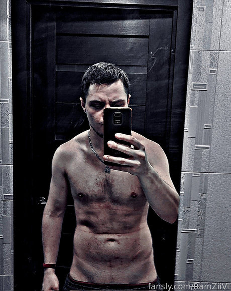 RamZi pornstar sexy archive