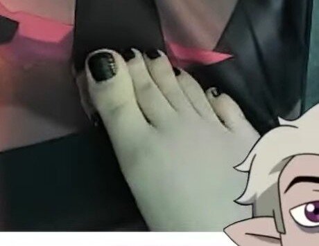 Saruei naked actress pics