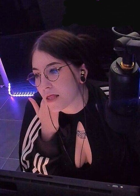 Saruei hd star image