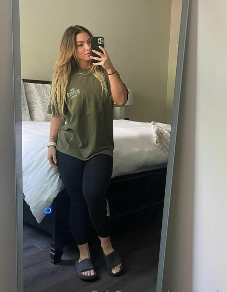 Sabrina Nic nude star image