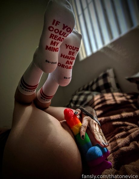 thatonevice sexy actress picture