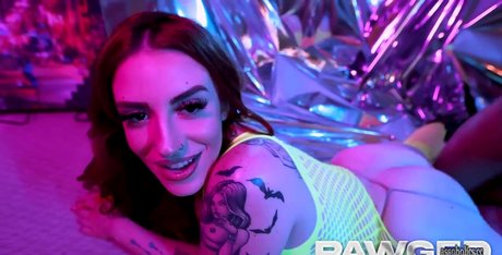 pawgemily star sexy img