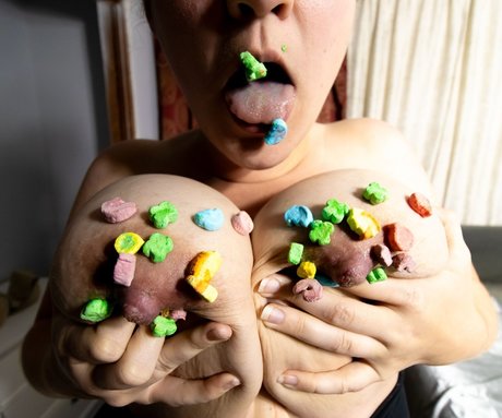 FairyMlkMother pornstar xxx gallery