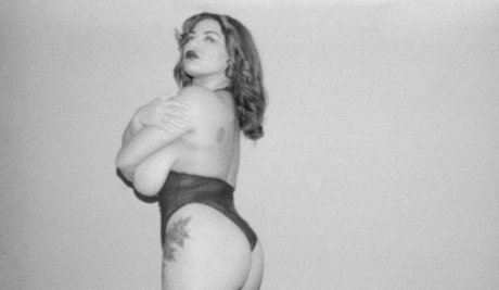 Drykettle star nude image