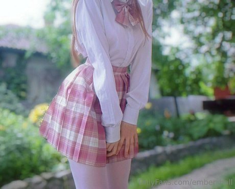 Ember Hall nudes actress pictures