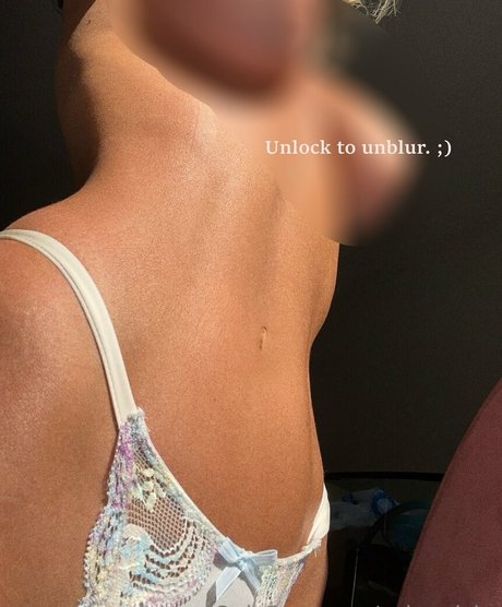 eckernicky hot actress pics