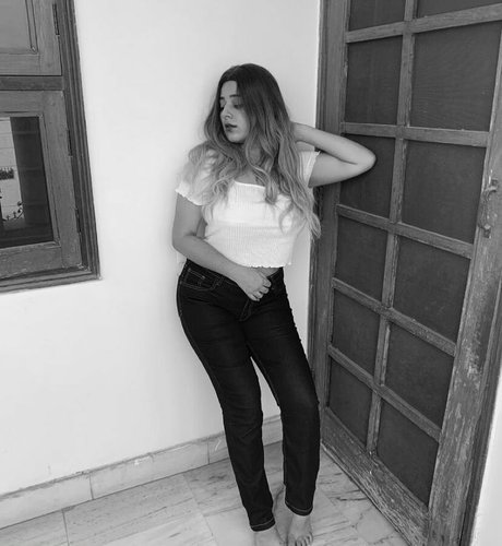 Apoorva Bhalla exclusive pornstar img