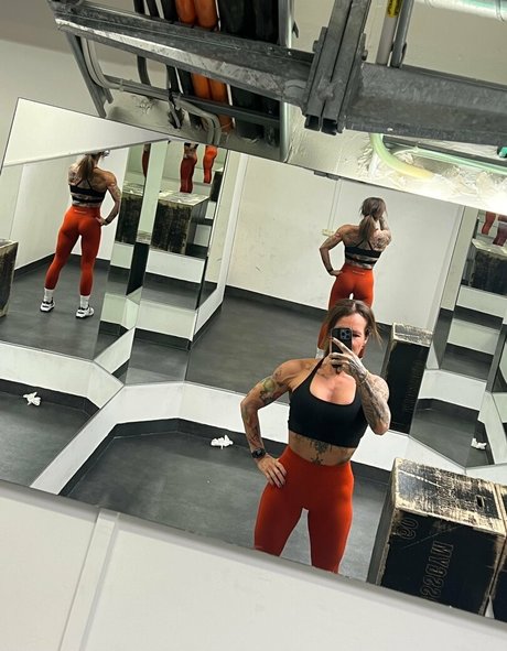 alpheratz model adult images