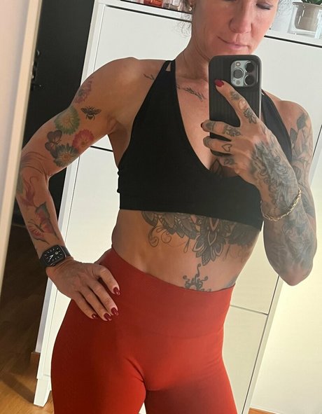 alpheratz high quality pornstar pics