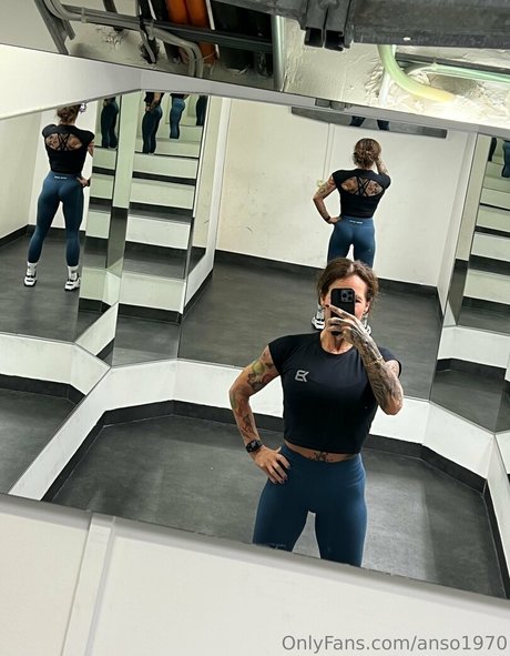 alpheratz adult model image