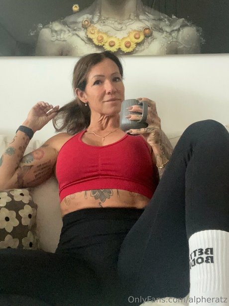 alpheratz model xxx picture