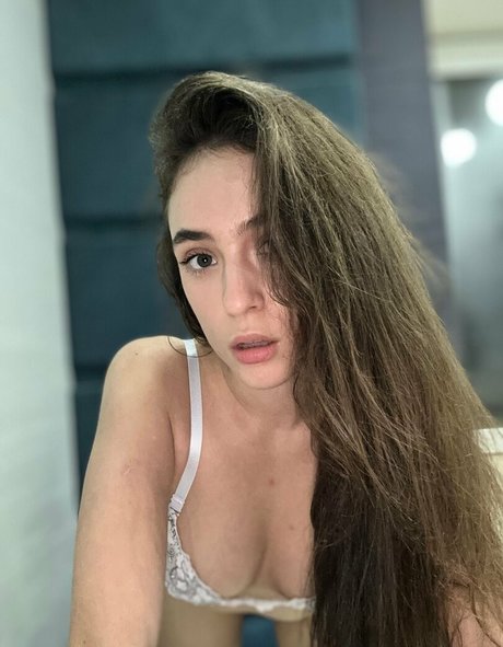 alinasweet beautiful star pics