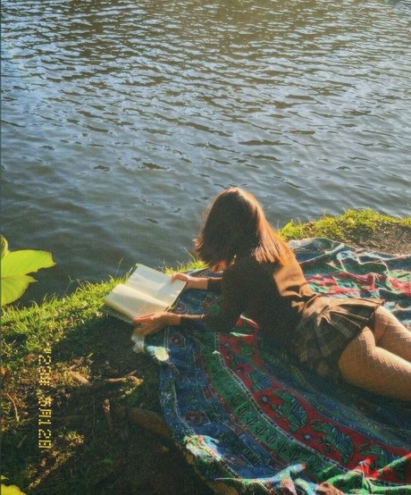 mellmoeller pretty model picture