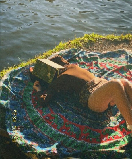 mellmoeller top actress pics