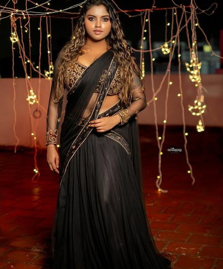 Elakkiya Rajendran xxx model pics