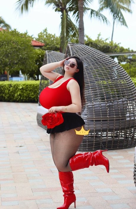 Pishen eva pretty actress pic