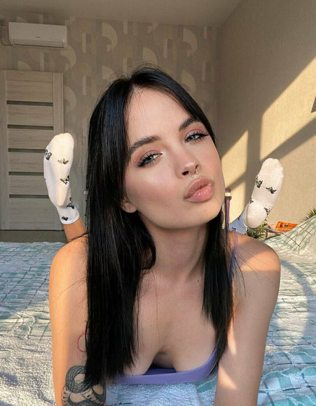 karinasweety69 erotic actress pictures