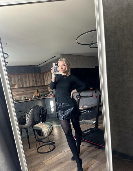 lera koldomasova nice star photo