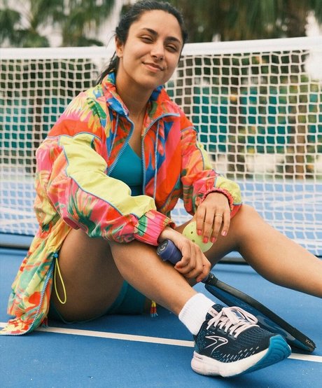 Michelle Khare star porn photos