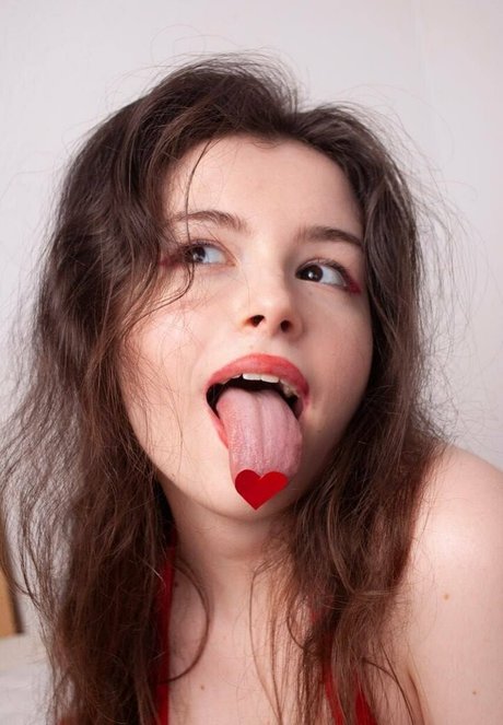 monamariaa star erotic photos