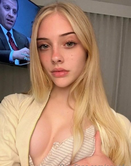 enya4u high quality pornstar images