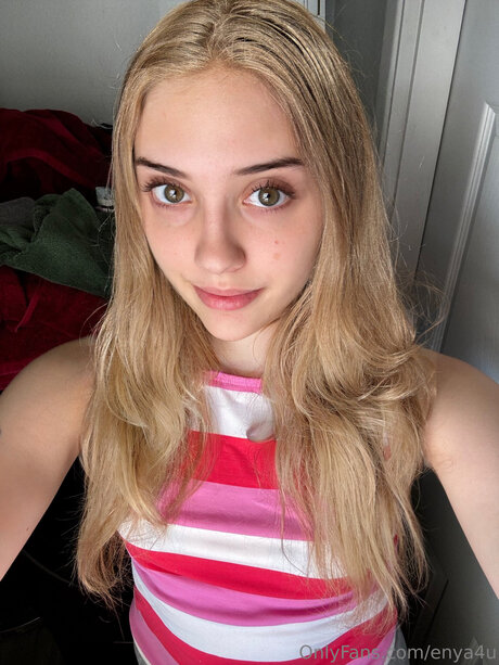 enya4u pretty star photo