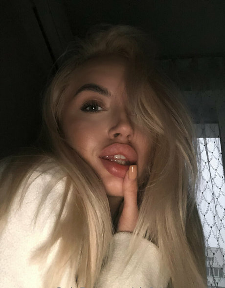 aaaaaaaaaa a nudes model photos