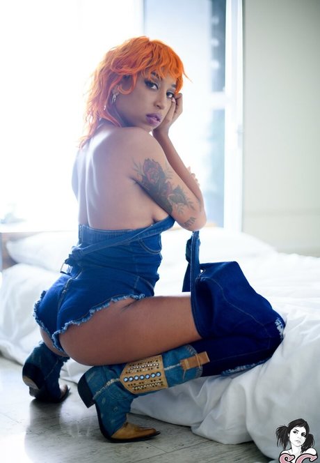 Milloux pornstar top img