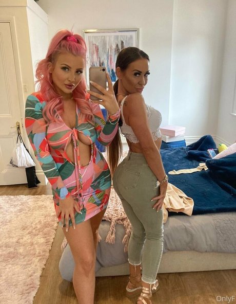 ladyamandarendall star porn photos