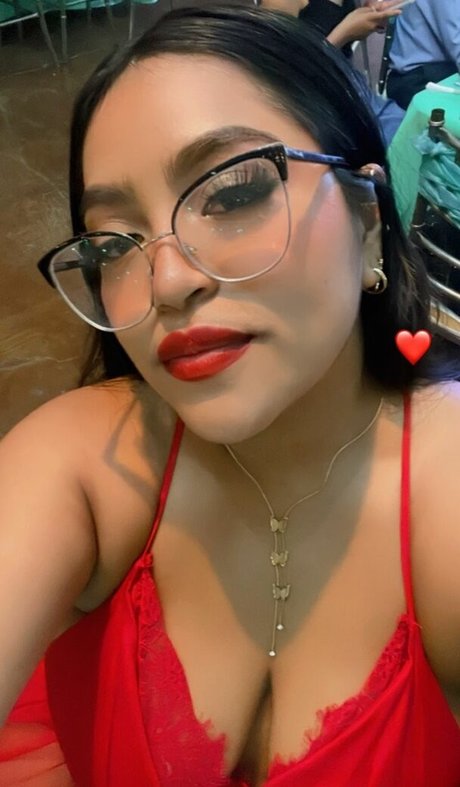 Isa Hernandez sexy actress picture