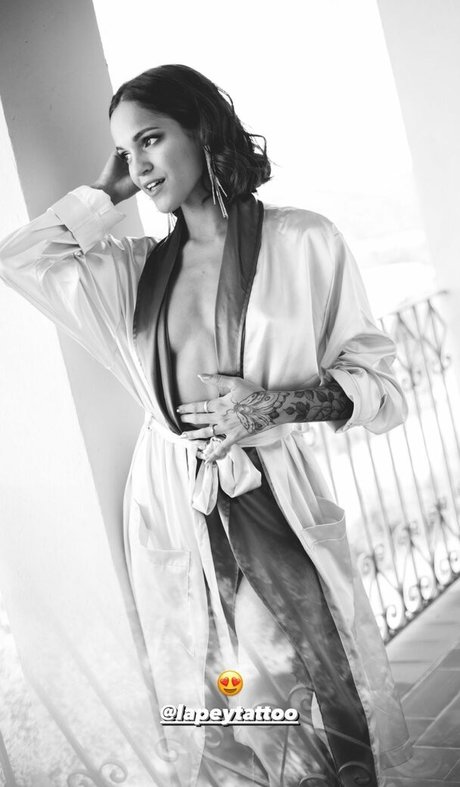 lapeytattoo pornstar nice photo