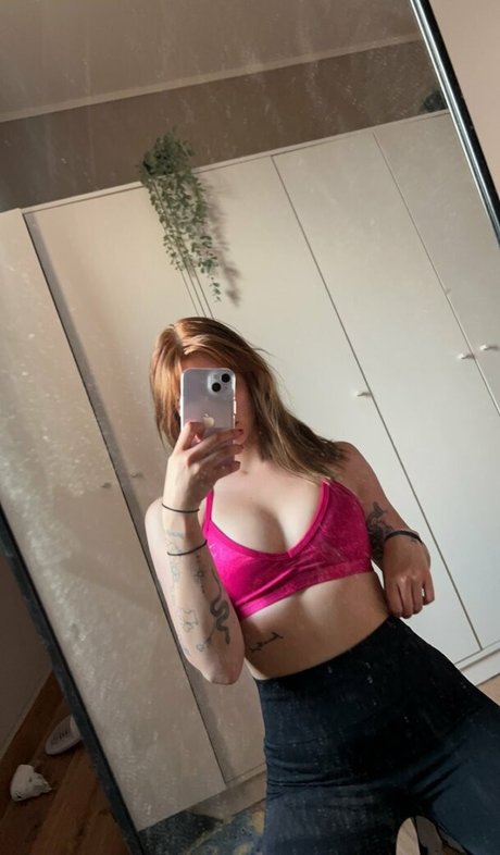 Lil Lau pornstar xxx picture