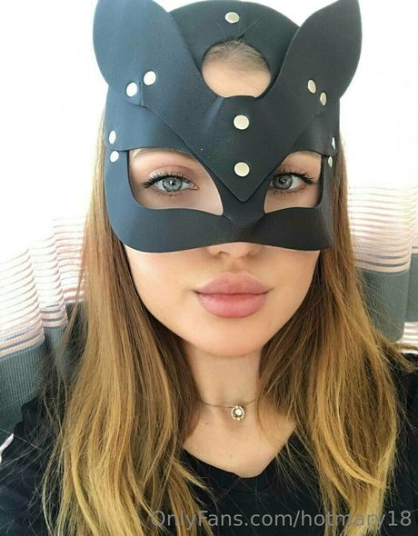 hotmary18 exclusive model images