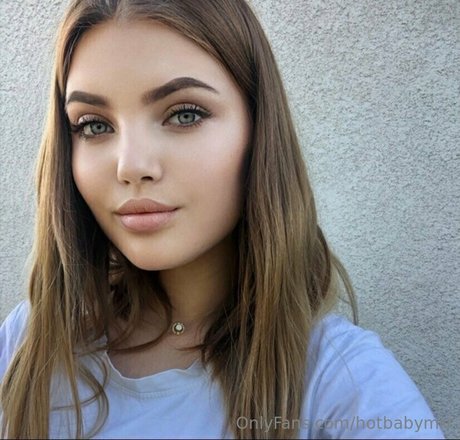 hotmary18 porn star pic