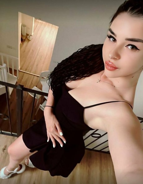 hotmary18 naked actress img