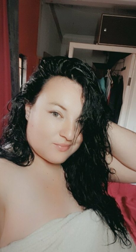 mistresskatiana nude pornstar photo