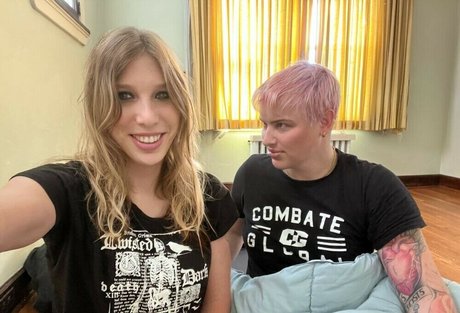 noctiflora sexy model gallery