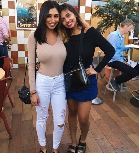 Sasha Kalra pornstar erotic img