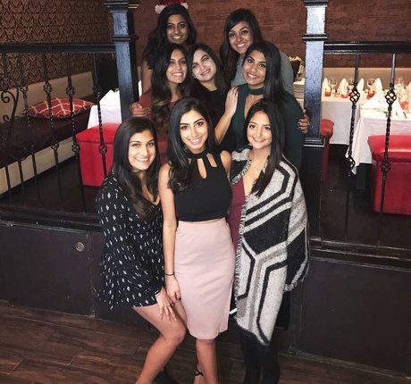 Sasha Kalra model nice photos